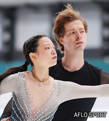 写真:チェルシー リウ 選手 / ライアン ベダード 選手